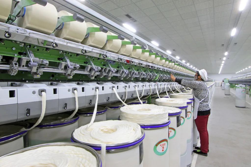 智能筑基绿色跃升：2026年中国纺织装备行业深度透视与前瞻(图1)